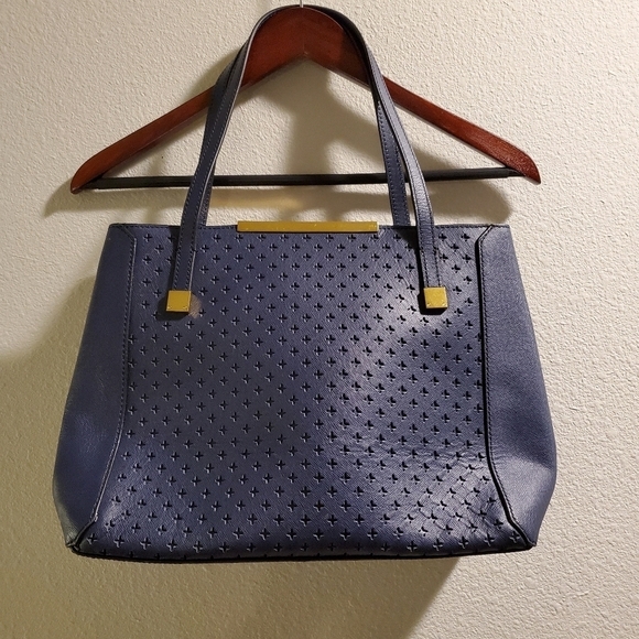 J. Crew Claremont Perforated Tote NEW - Picture 2 of 7